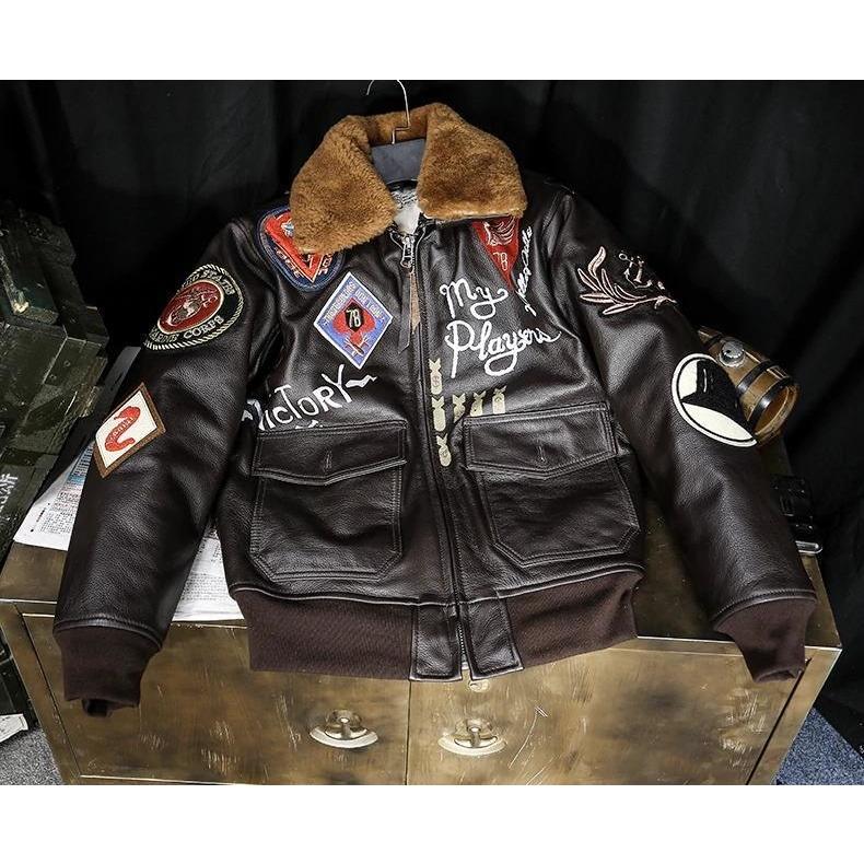 Chaqueta de aviador americana de cuero vintage