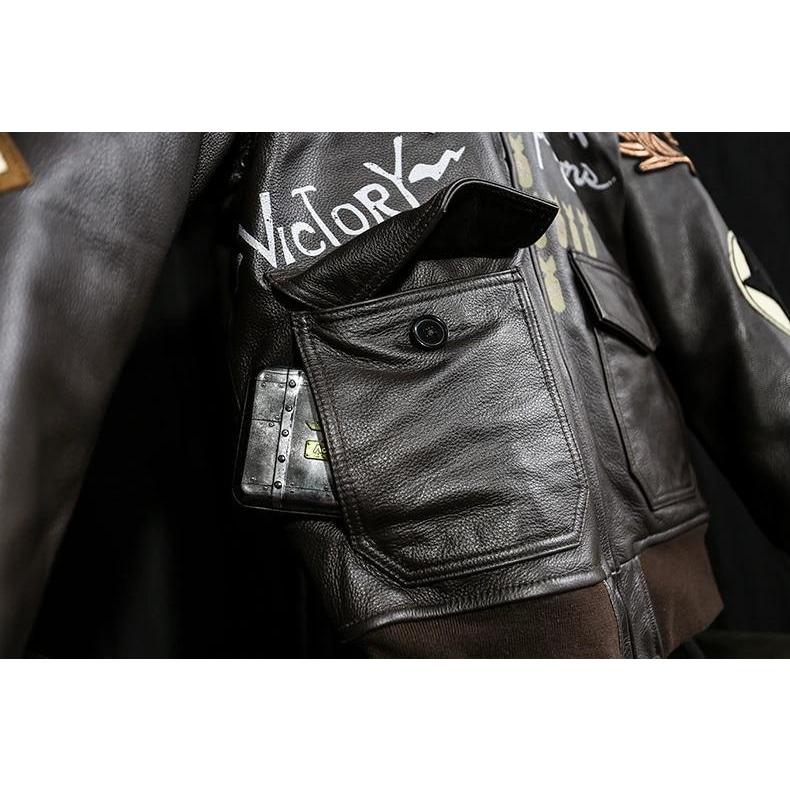 Chaqueta de aviador americana de cuero vintage