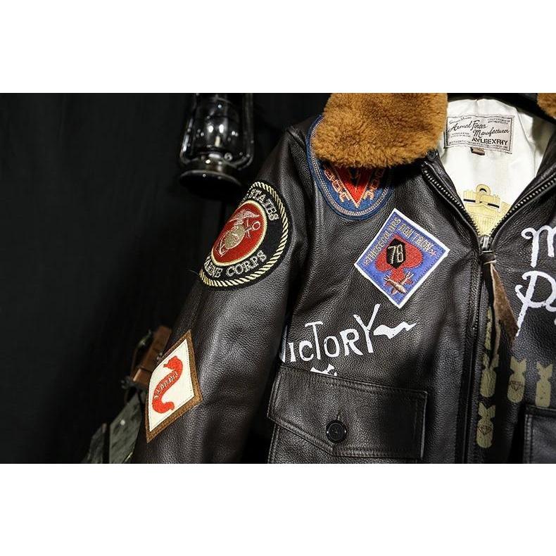 Chaqueta de aviador americana de cuero vintage