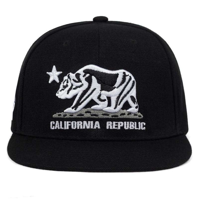 Gorra vintage con osito de California