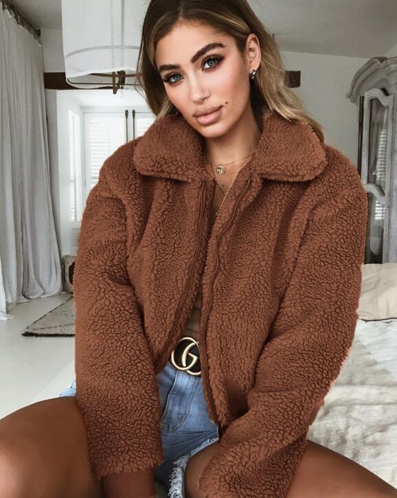 American College - Chaqueta de peluche vintage para mujer